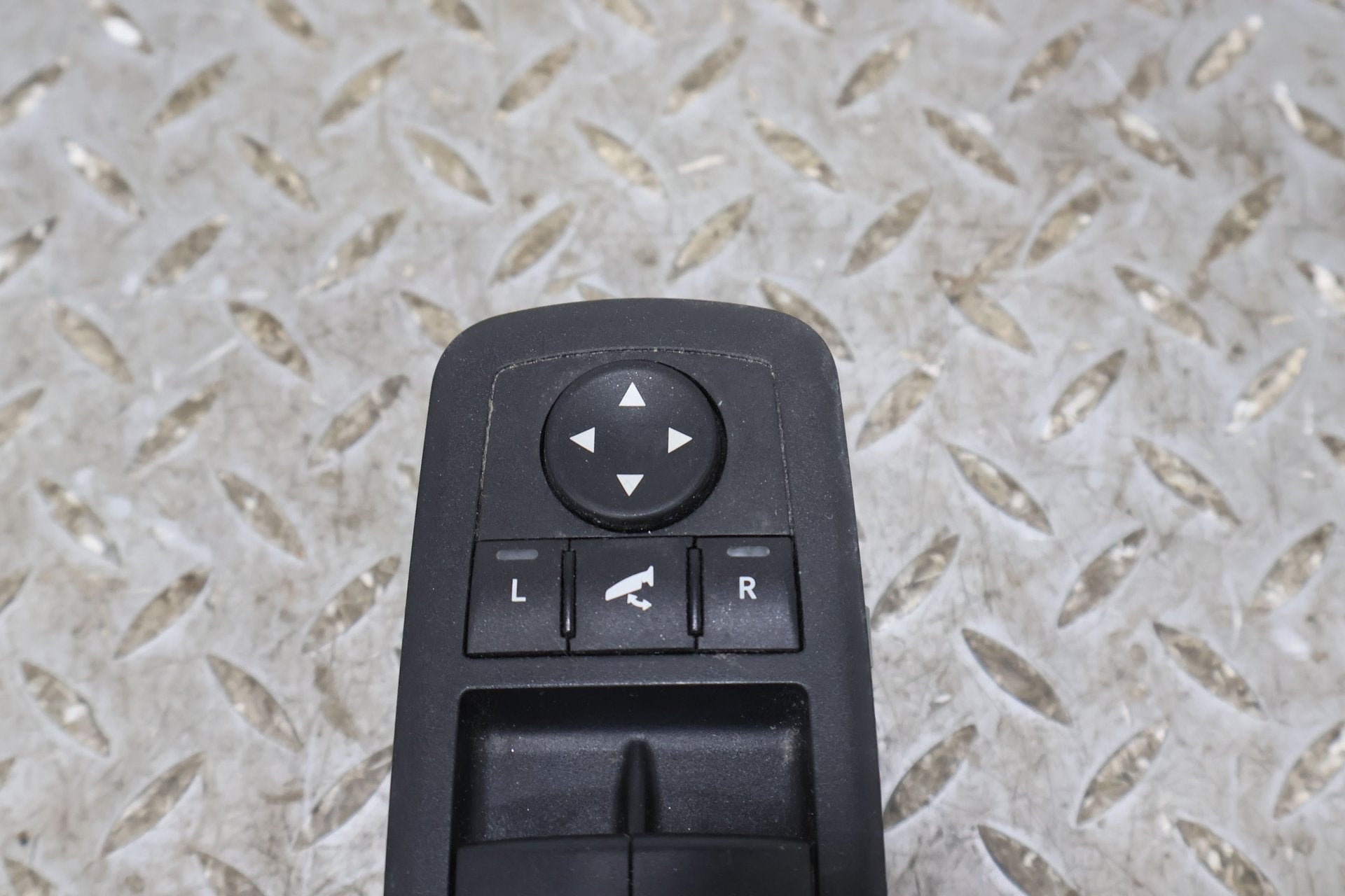 2014 Ram 1500- Front Door Switch