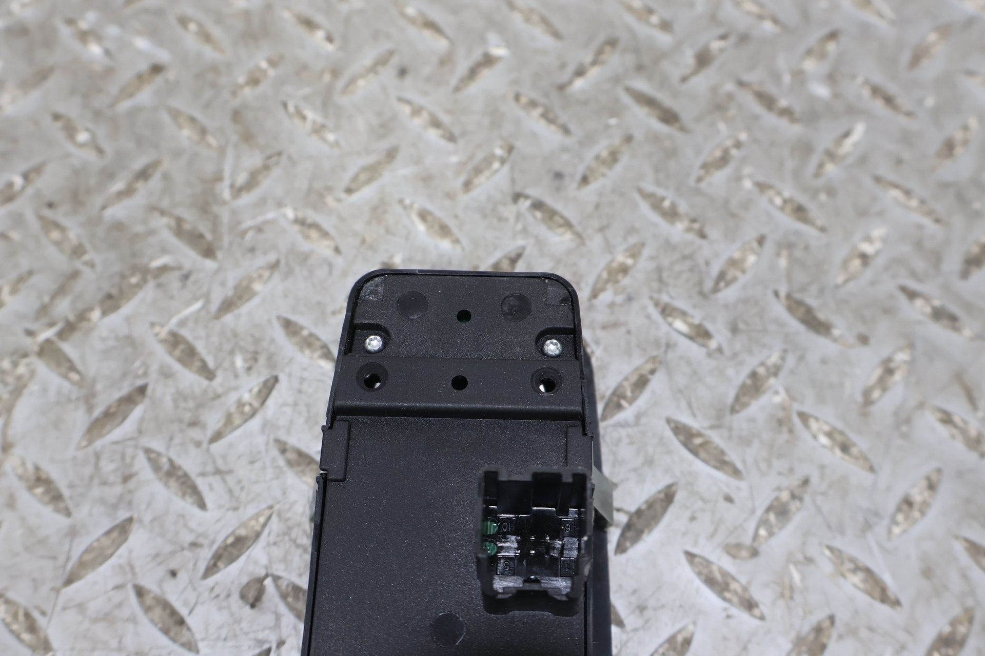 2014 Ram 1500- Front Door Switch