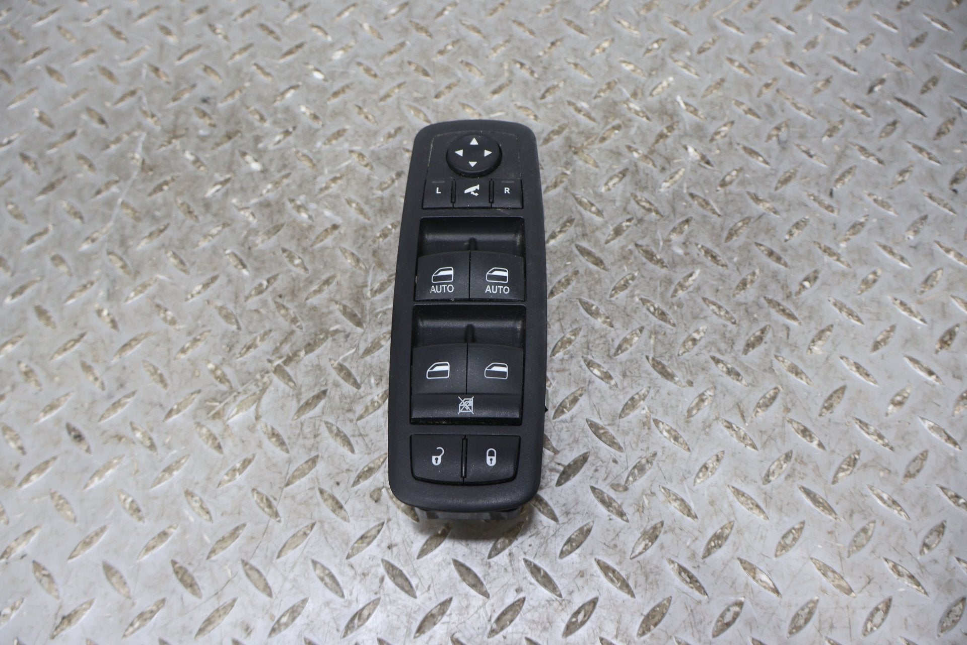 2014 Ram 1500- Front Door Switch
