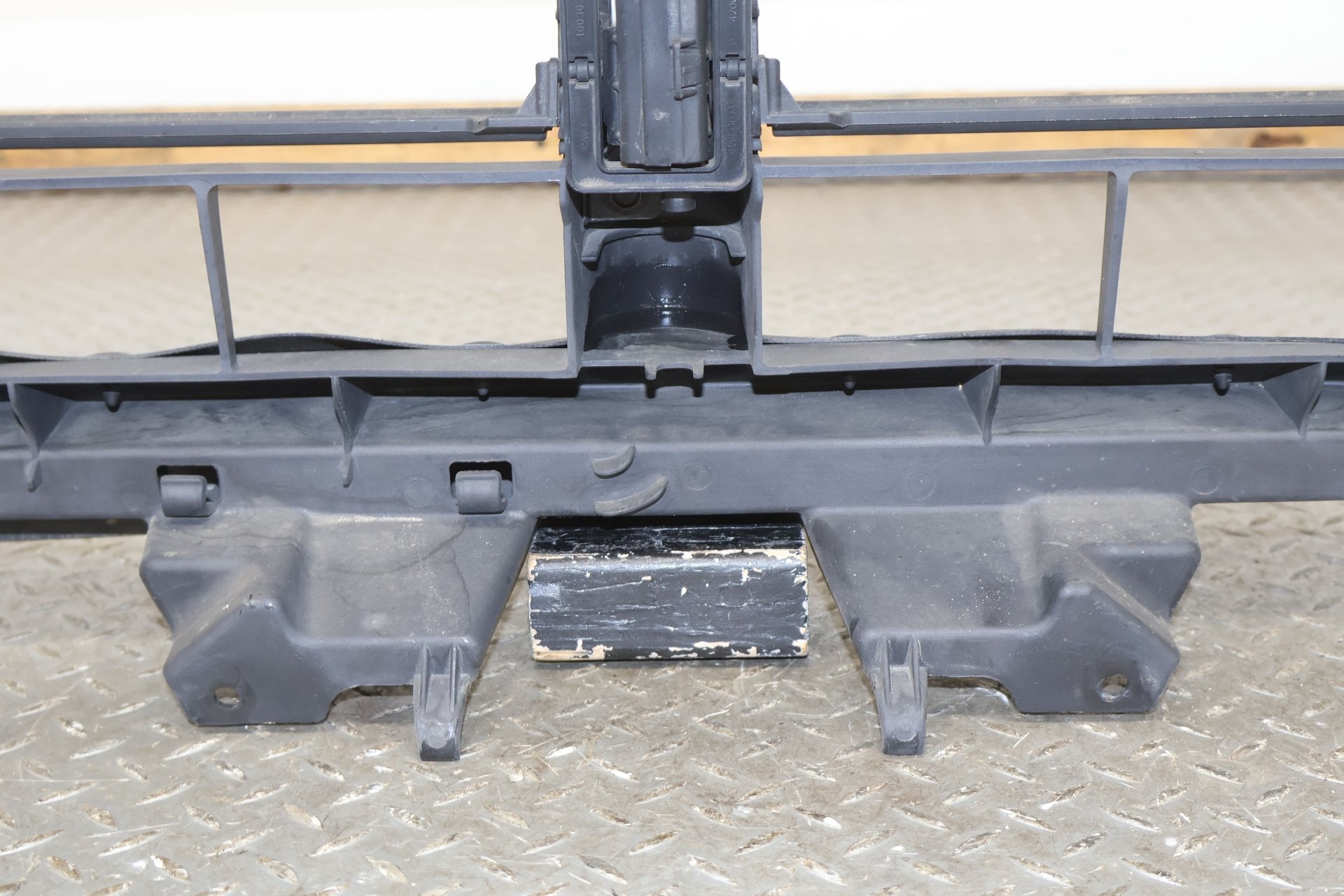 2014 Ram 1500- Radiator Shutter