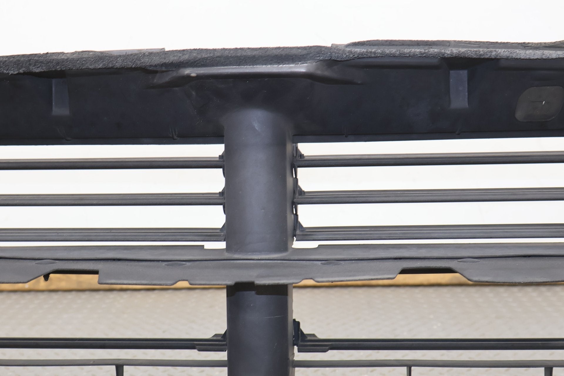 2014 Ram 1500- Radiator Shutter