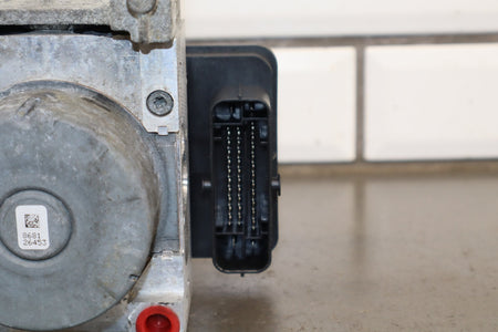 2015-16 Dodge Challenger ABS Pump Module 68225577AA