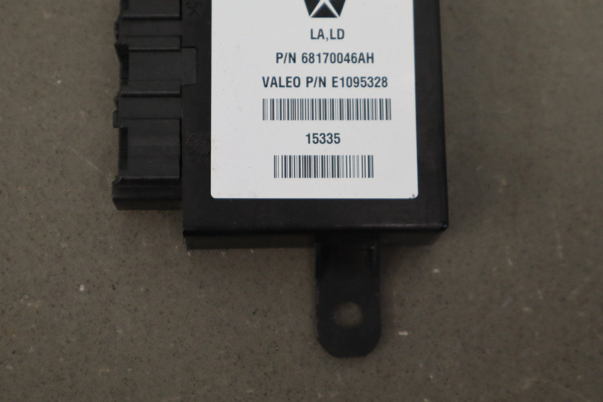2015-16 Dodge Challenger Park Assist Module 68170046AH
