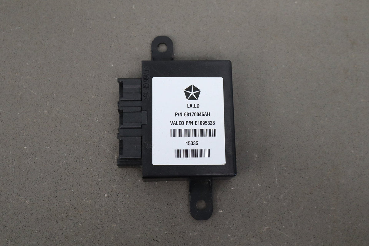 2015-16 Dodge Challenger Park Assist Module 68170046AH