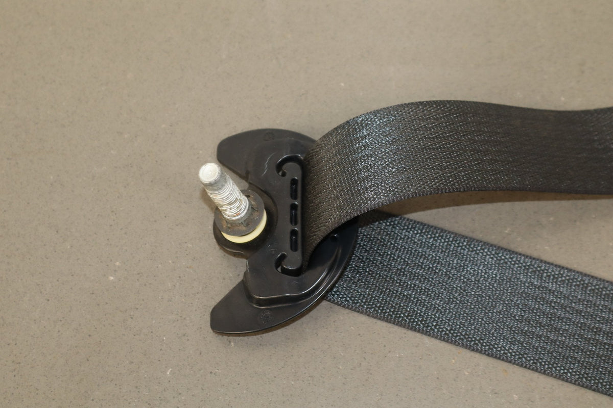 2015-19 Dodge Challenger Rear Seat Belt Set Black X9 3pc