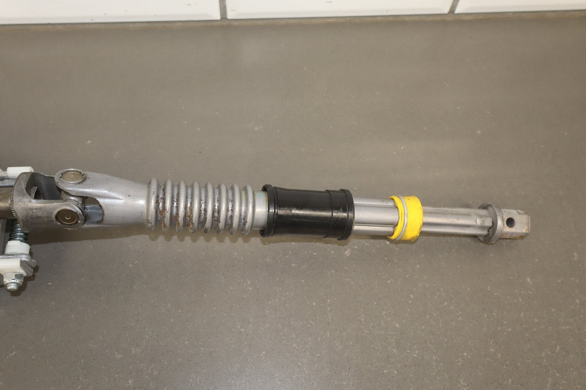 2015-2017 Dodge Challenger Scat Pack Shaker Steering Column 68140570AF