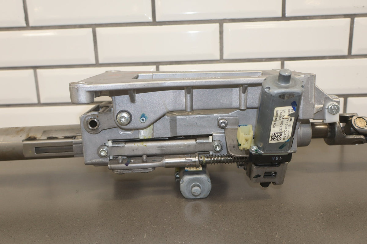 2015-2017 Dodge Challenger Scat Pack Shaker Steering Column 68140570AF
