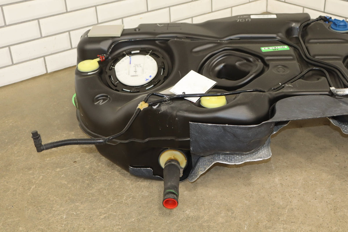 2015-2019 Dodge Challenger 6.4L 392 Fuel Tank with Pump Tested 43K