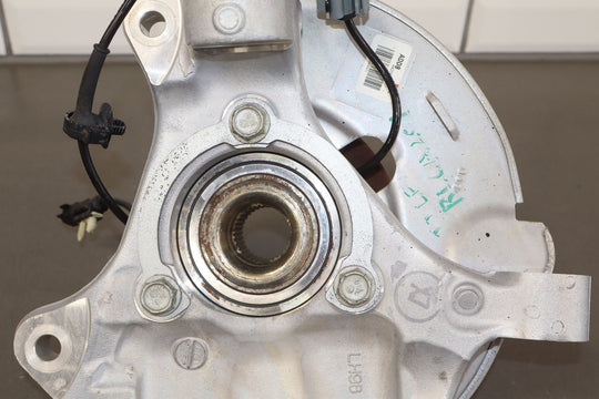 2015 - 2020 Cadillac Escalade Driver Left Front Spindle OEM