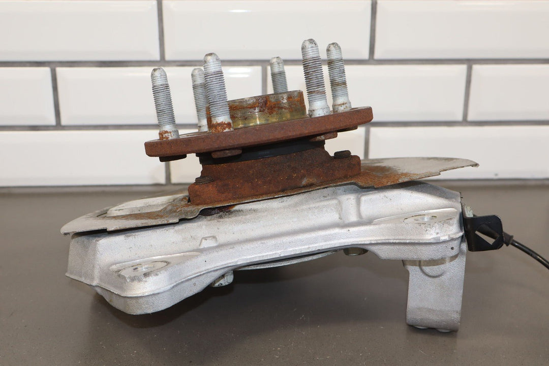 2015 - 2020 Cadillac Escalade Driver Left Front Spindle OEM