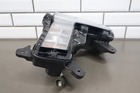 2015-2020 Cadillac Escalade Right Front Lamp 84018691 OEM