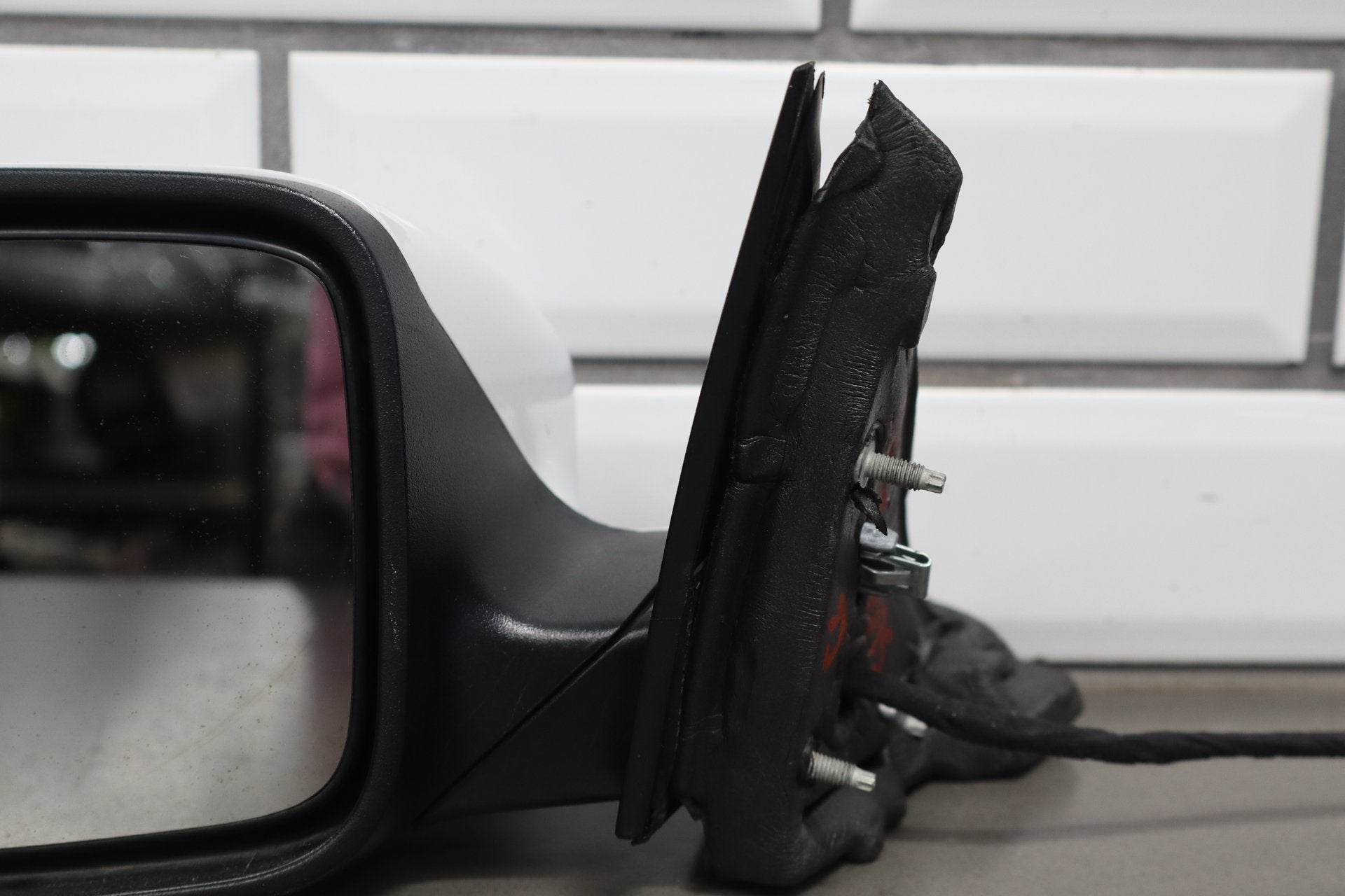 2015-2020 Dodge Charger Scat Pack Left Door Mirror White Knuckle PW7 1LD59GW7AH