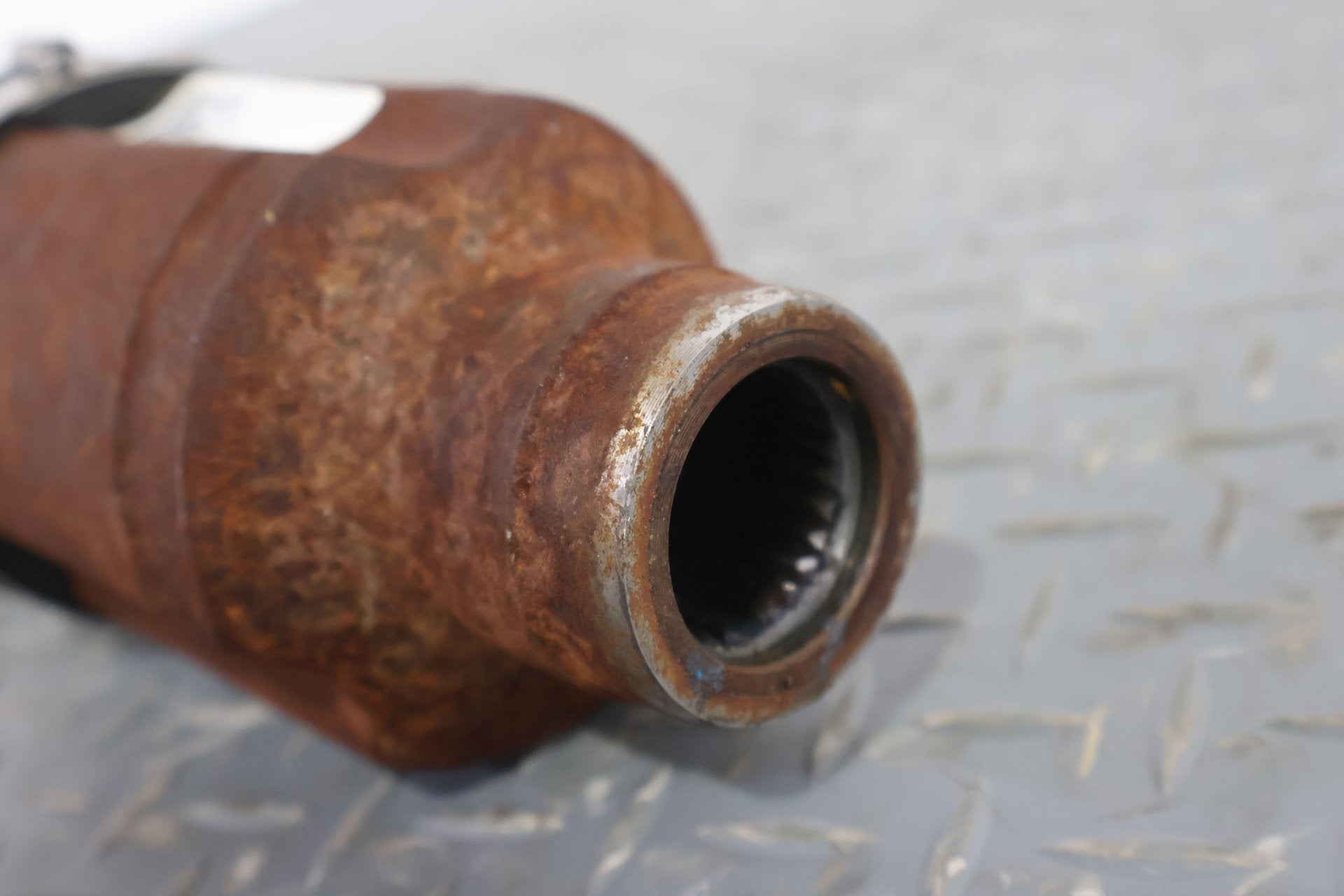 2015-2020 Tesla Model X Front Right RH Axle Shaft W/ Axle Nut