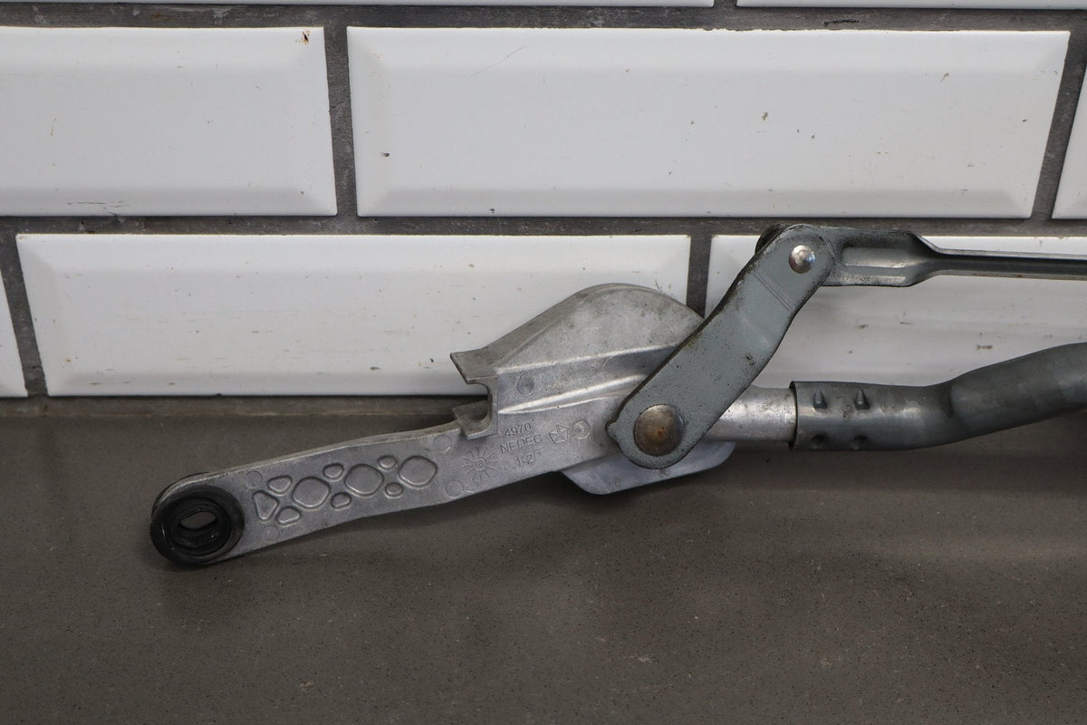 2015-2021 Dodge Charger Front Wiper Motor with Transmission 68193883AA OEM