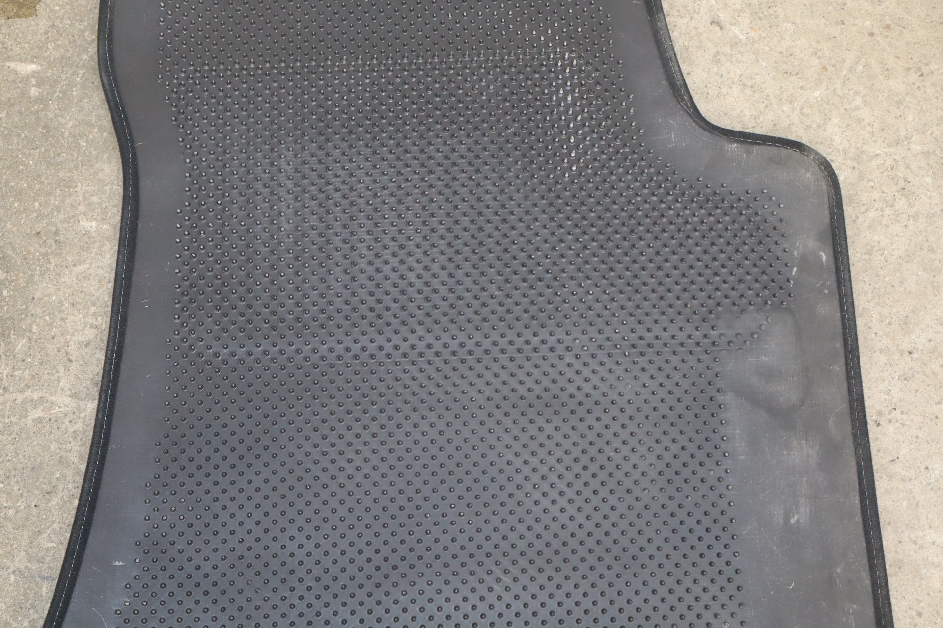 2015-2023 Dodge Challenger Floor Mats OEM Black