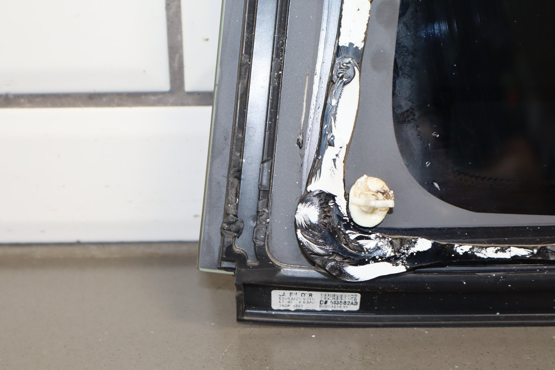 2015-2023 Dodge Challenger Right Quarter Window 68234216AB
