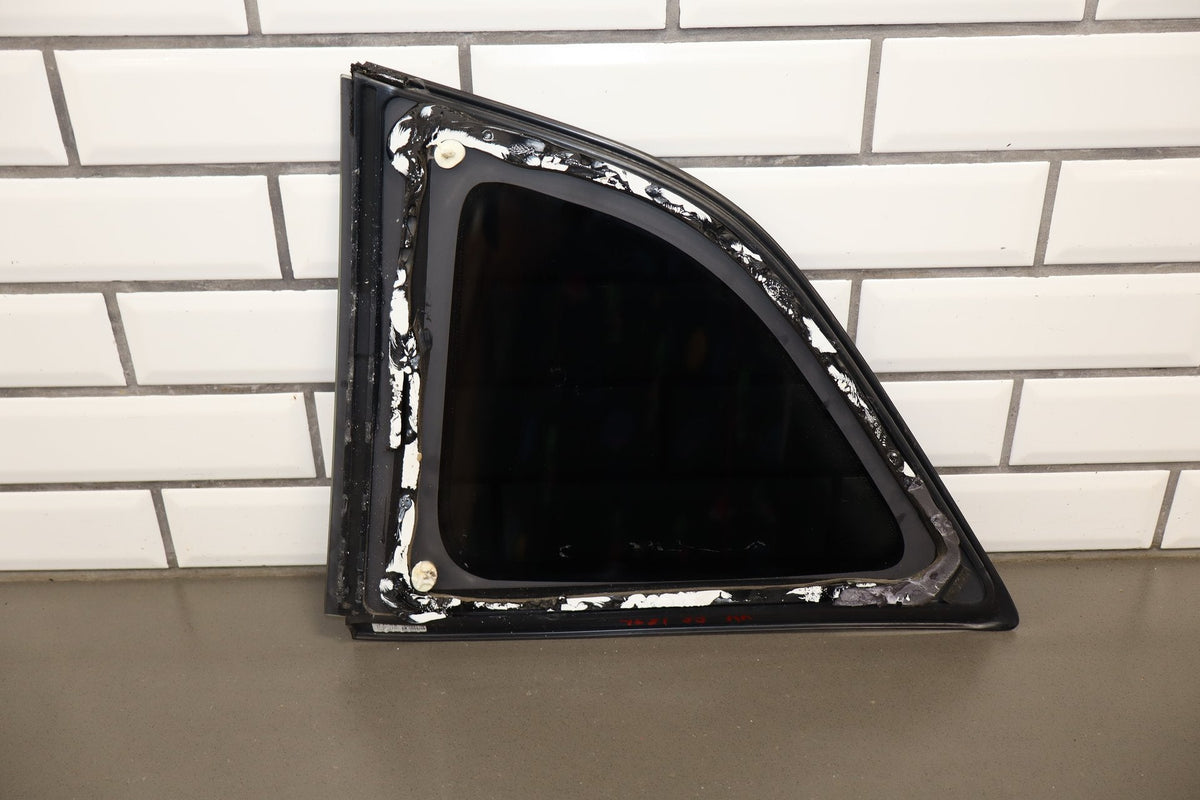 2015-2023 Dodge Challenger Right Quarter Window 68234216AB