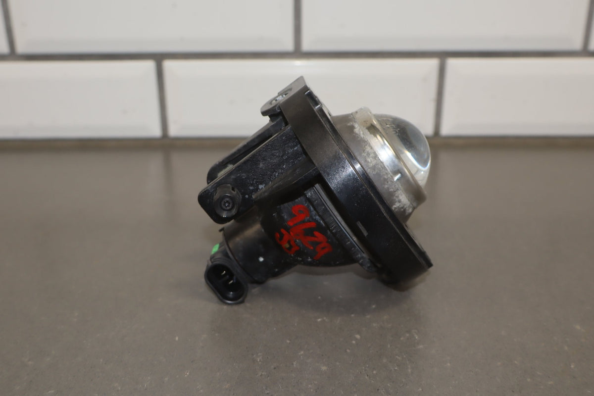 2015-2023 Dodge Challenger Right RH Passenger Fog Light OEM