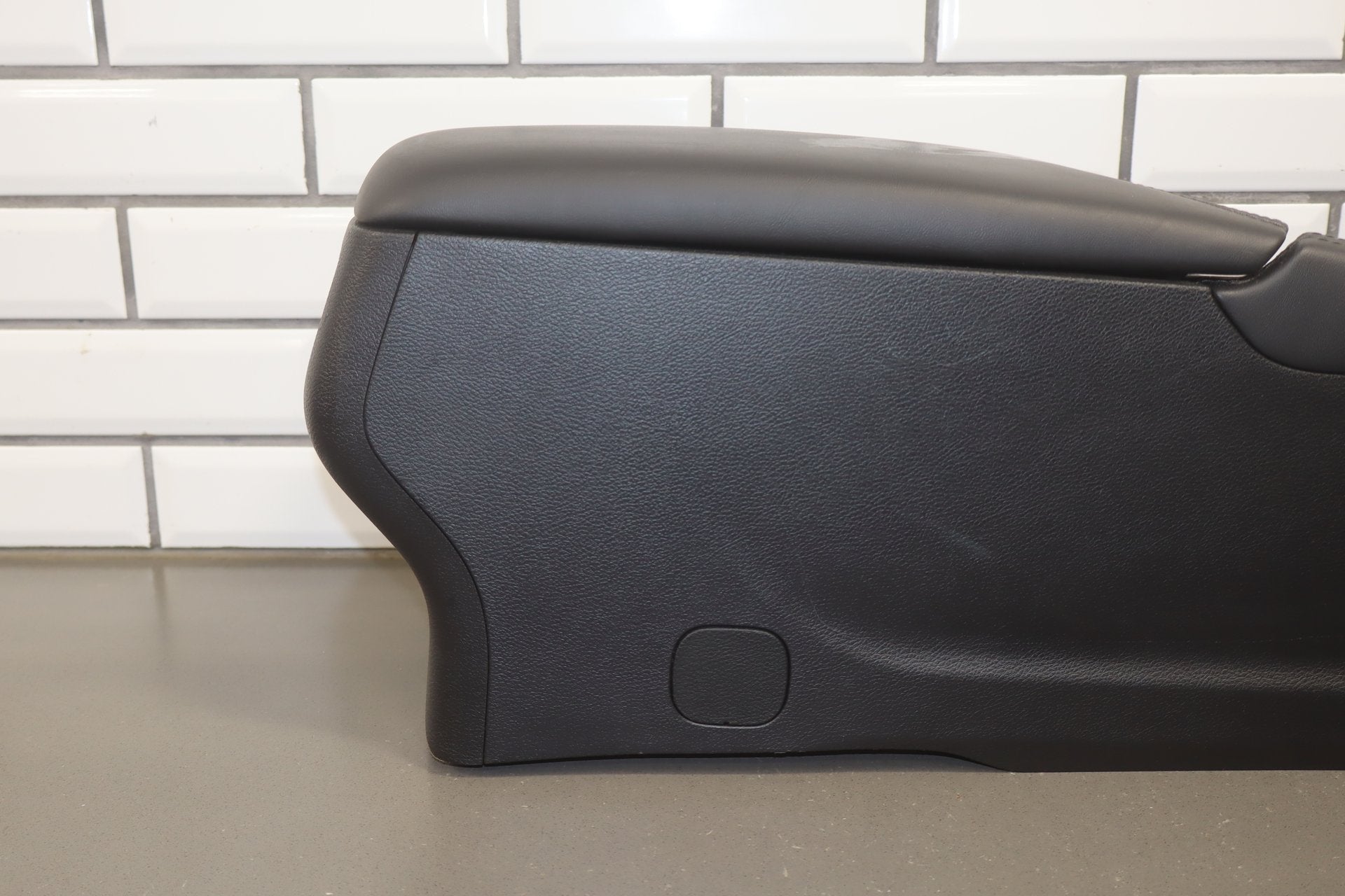2015-2023 Dodge Challenger Scat Pack Automatic Center Floor Console Assembly OEM