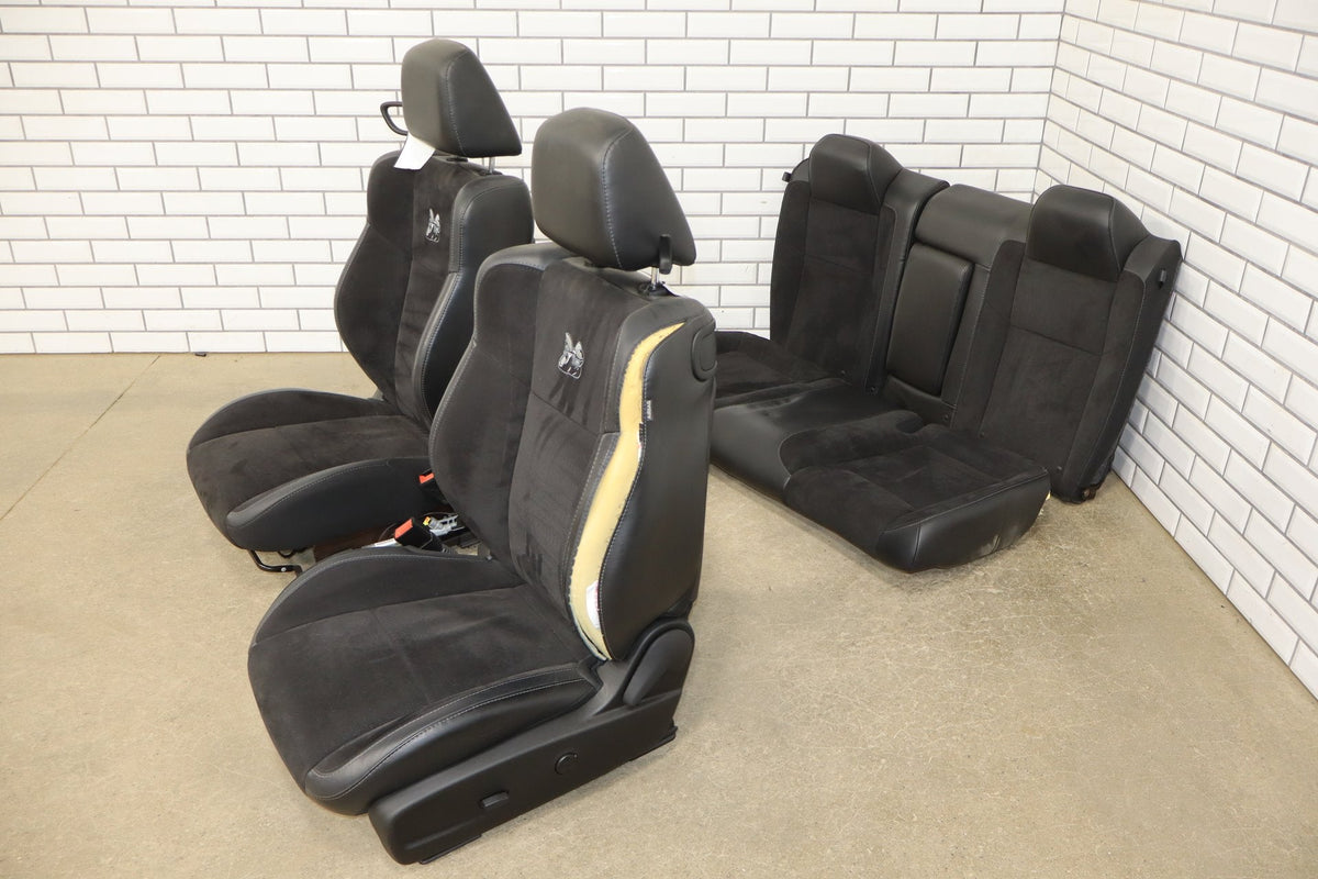 2015-2023 Dodge Challenger Scat Pack Shaker Leather/Alcantara Seat Set Black