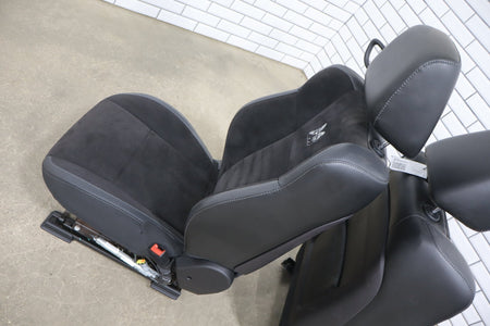 2015-2023 Dodge Challenger Scat Pack Shaker Leather/Alcantara Seat Set Black