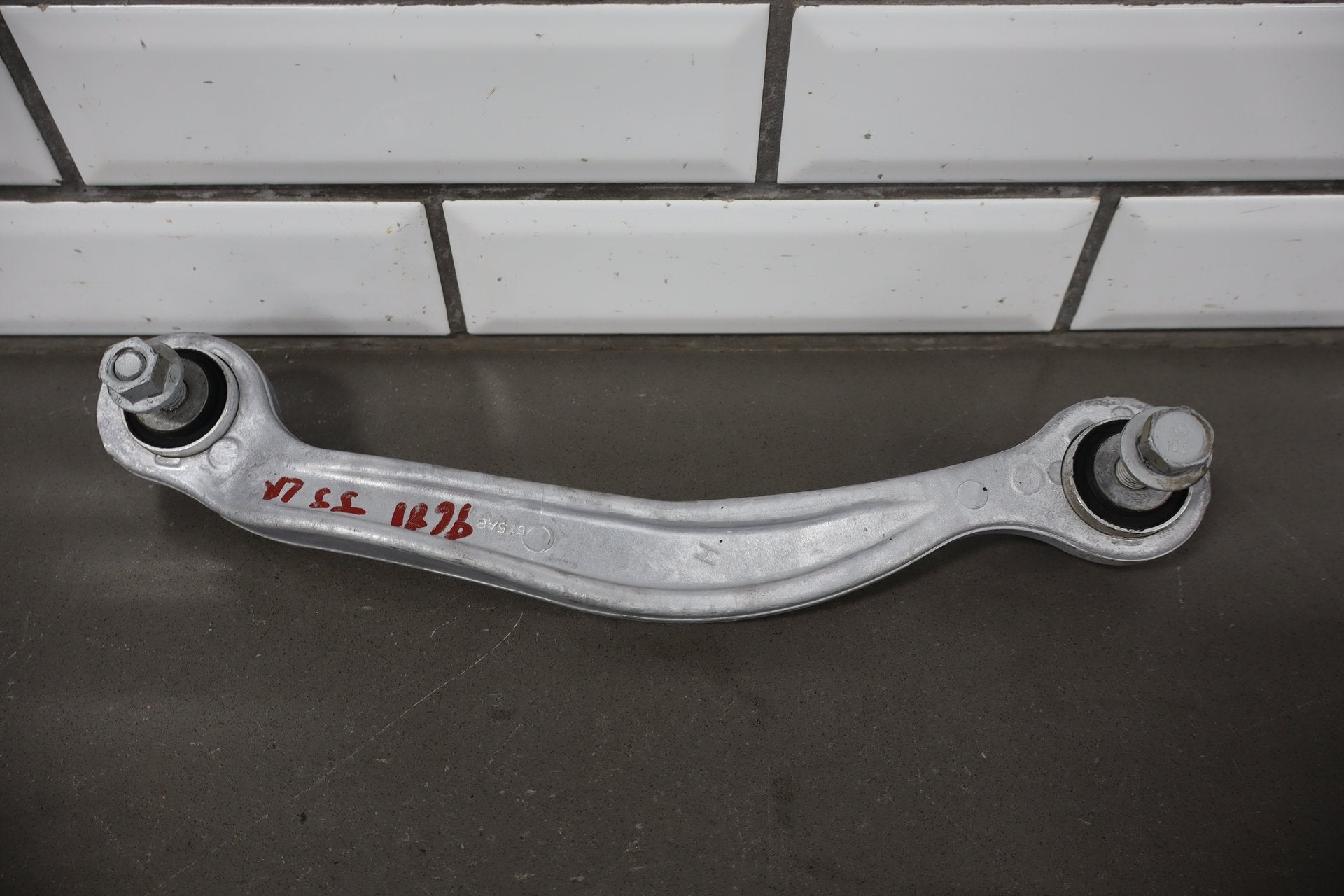 2015-2023 Dodge Challenger SRT 6.2 6.4 Left Rear Suspension Assembly OEM