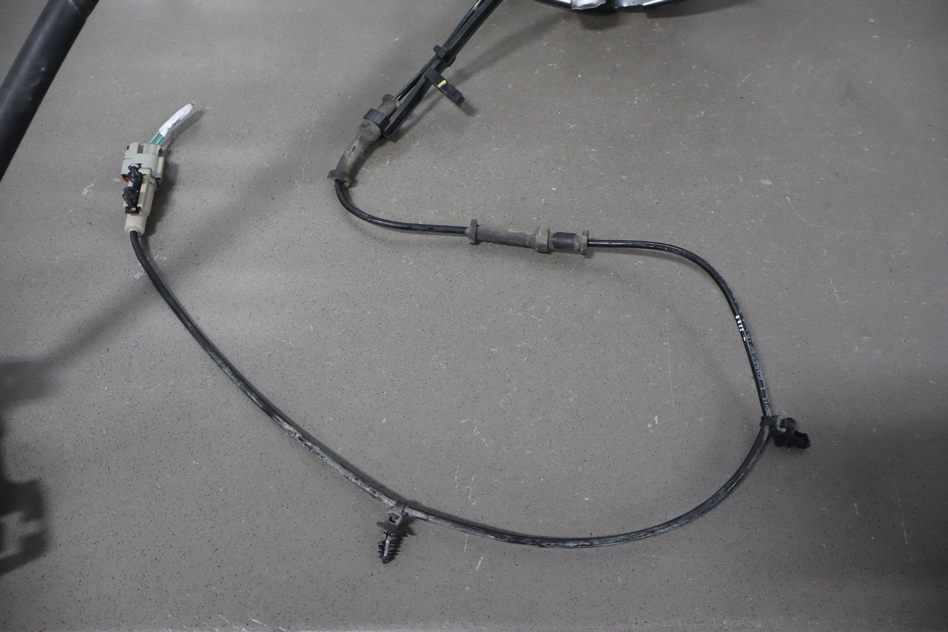 2015-2023 Dodge Challenger SRT 6.2 6.4 Left Rear Suspension Assembly OEM