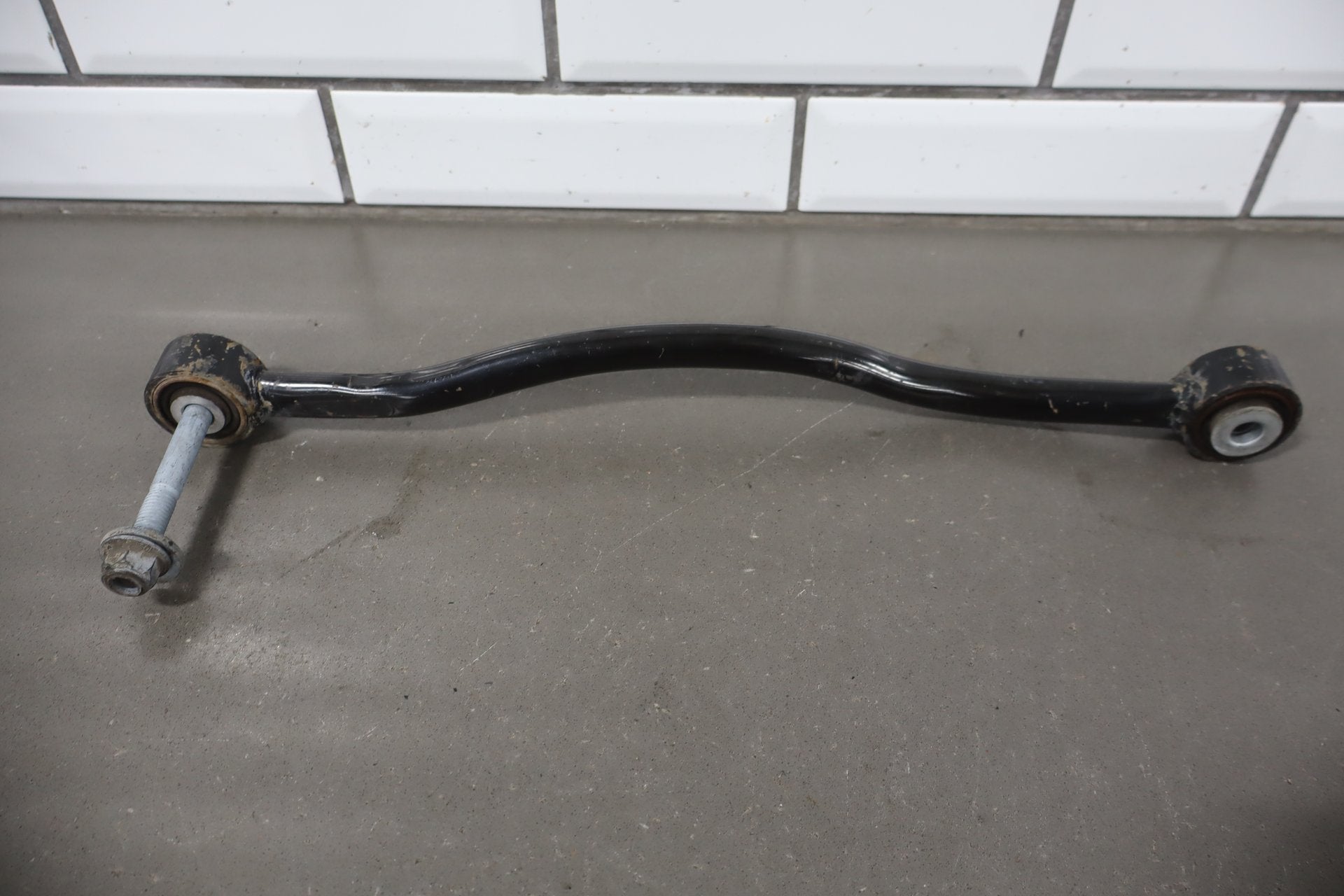 2015-2023 Dodge Challenger SRT 6.2 6.4 Left Rear Suspension Assembly OEM