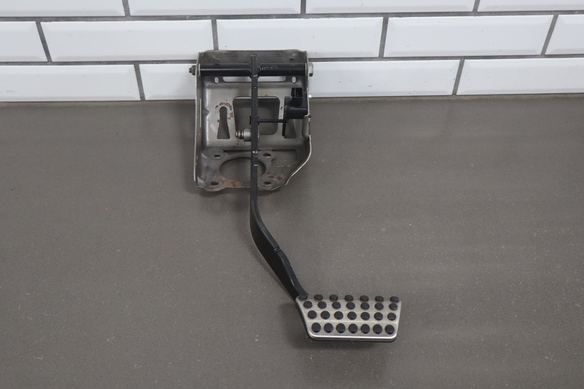 2015-2023 Dodge Challenger SRT8 Automatic Brake Pedal Assembly