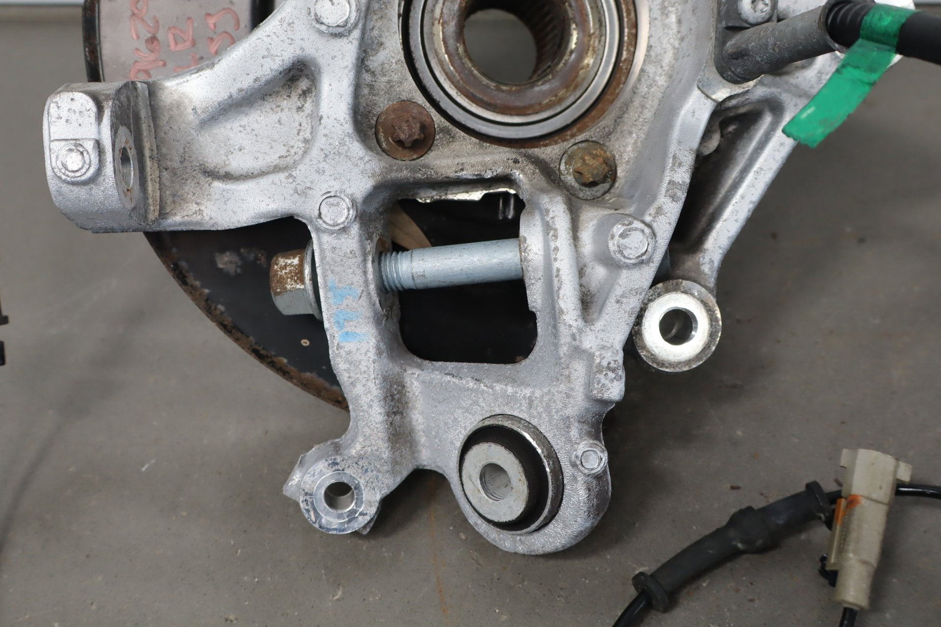 2015-2023 Dodge Challenger SRT/Hellcat Left Rear Suspension Assembly 43K