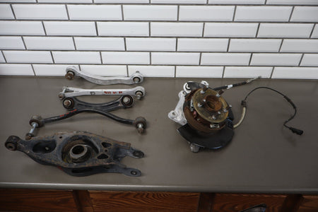 2015-2023 Dodge Challenger SRT/Hellcat Right Rear Suspension Assembly 43K