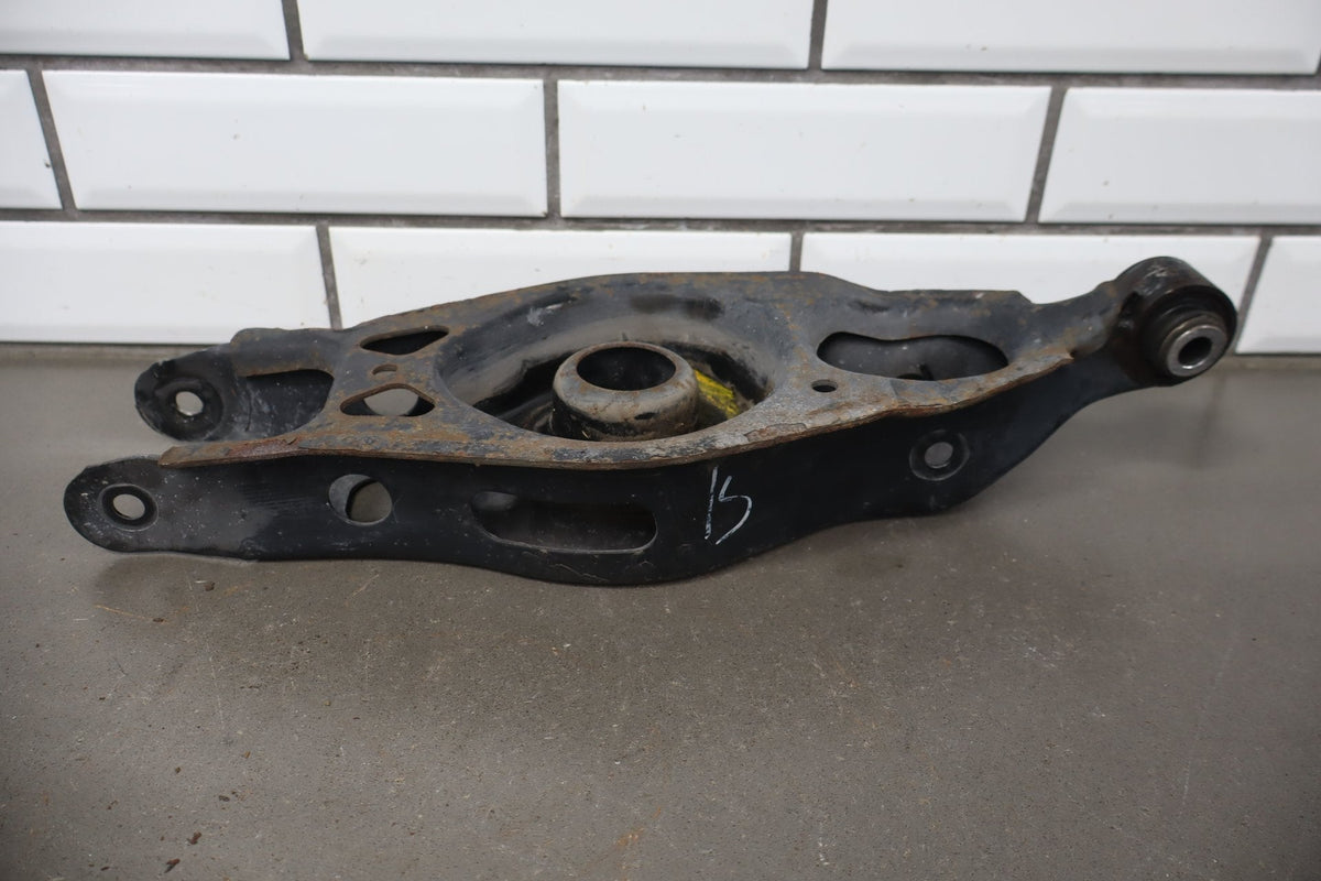 2015-2023 Dodge Challenger SRT/Hellcat Right Rear Suspension Assembly 43K