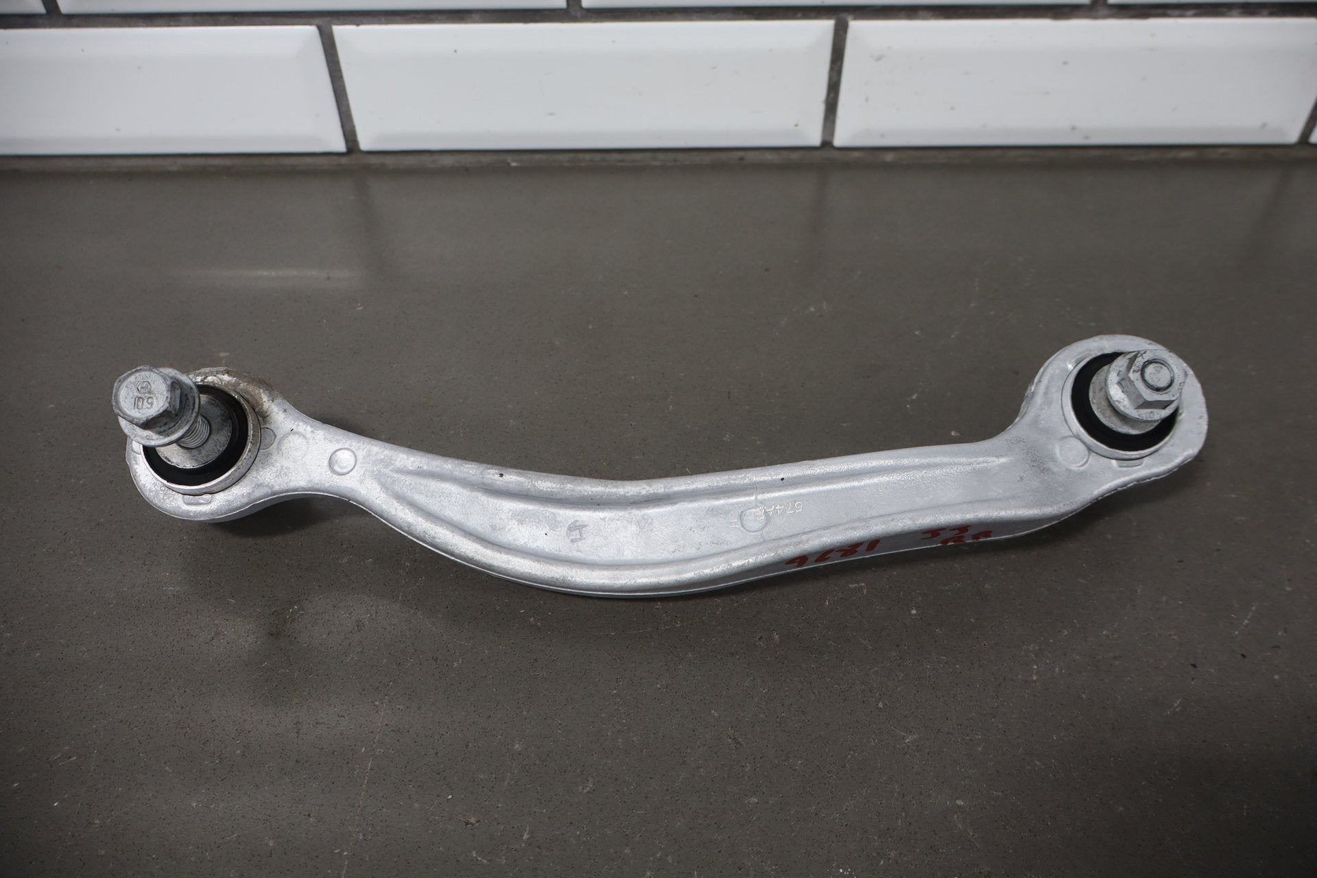 2015-2023 Dodge Challenger SRT/Hellcat Right Rear Suspension Assembly