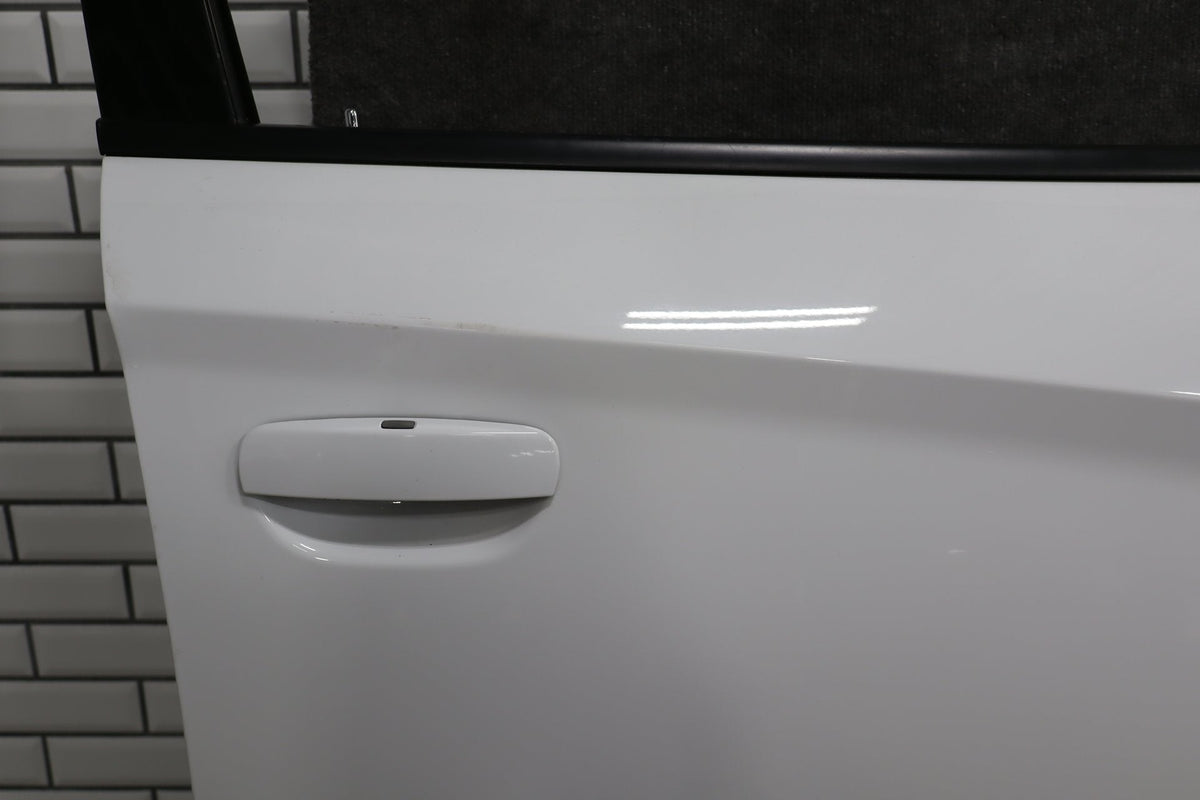 2015-2023 Dodge Charger Right Front Door White Knuckle PW7 68268054AC