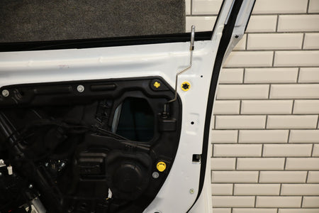 2015-2023 Dodge Charger Right Front Door White Knuckle PW7 68268054AC