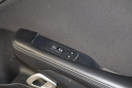 2015-22 Dodge Challenger RH Door Panel Black X9 With Switch