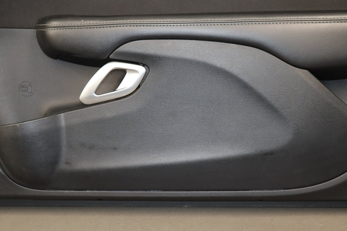 2015-22 Dodge Challenger RH Door Panel Black X9 With Switch