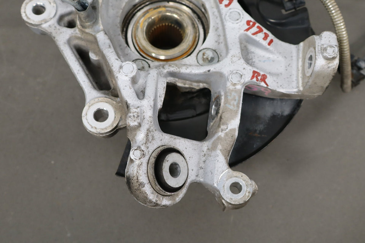 2015-23 Challenger Hellcat RH Rear Spindle Knuckle Hub ABS