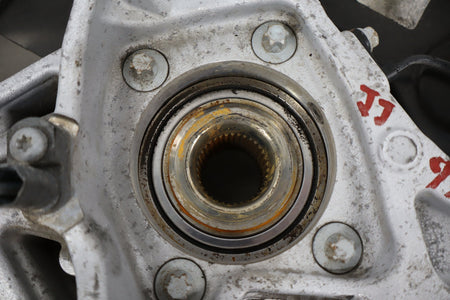 2015-23 Challenger Hellcat RH Rear Spindle Knuckle Hub ABS