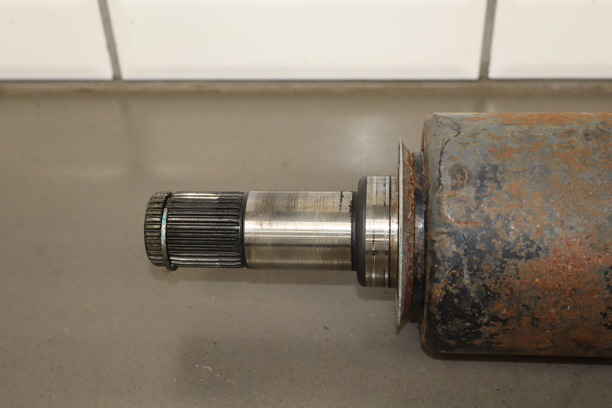 2015-23 Dodge Challenger 6.4 RH Rear CV Axle Shaft OEM