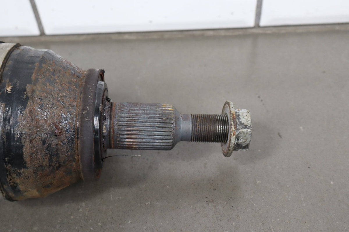 2015-23 Dodge Challenger 6.4 RH Rear CV Axle Shaft OEM