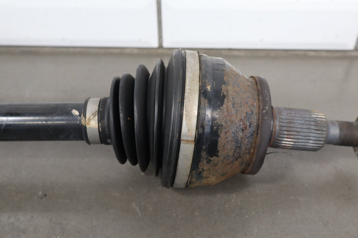 2015-23 Dodge Challenger 6.4 RH Rear CV Axle Shaft OEM