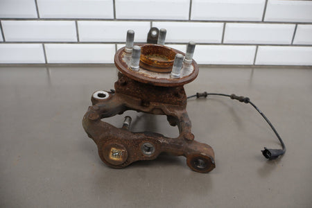 2015-23 Dodge Challenger Scat Pack Front Spindle Pair Brembo