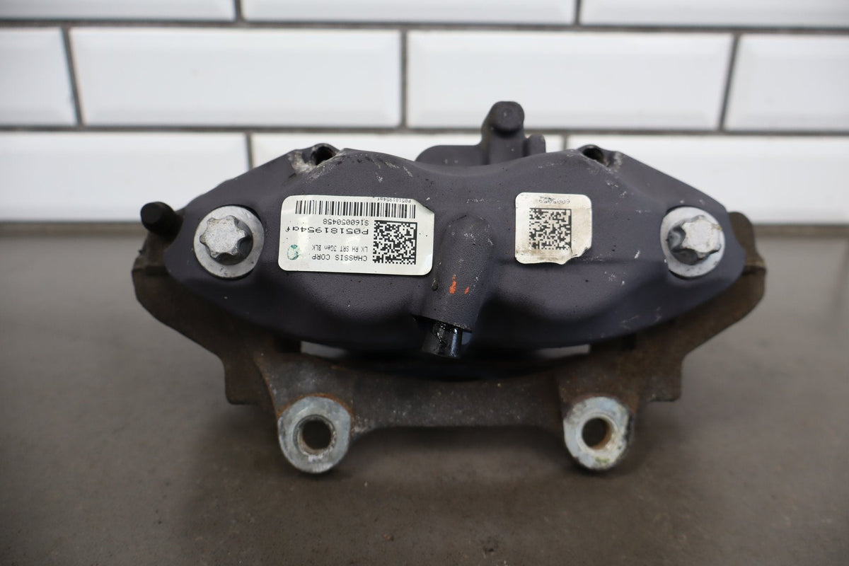 2015-23 Dodge Challenger Scat Pack RH Front Brembo Caliper