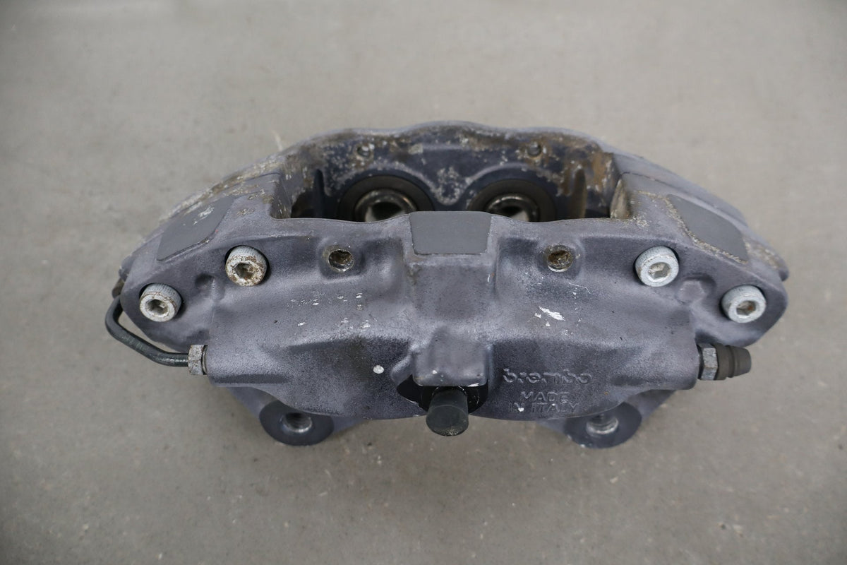 2015-23 Dodge Challenger Scat Pack RH Rear Brembo Caliper Damaged Line