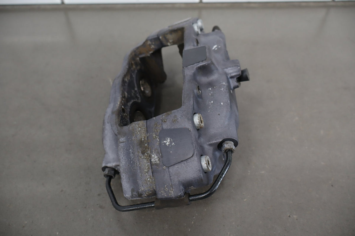 2015-23 Dodge Challenger Scat Pack RH Rear Brembo Caliper Damaged Line