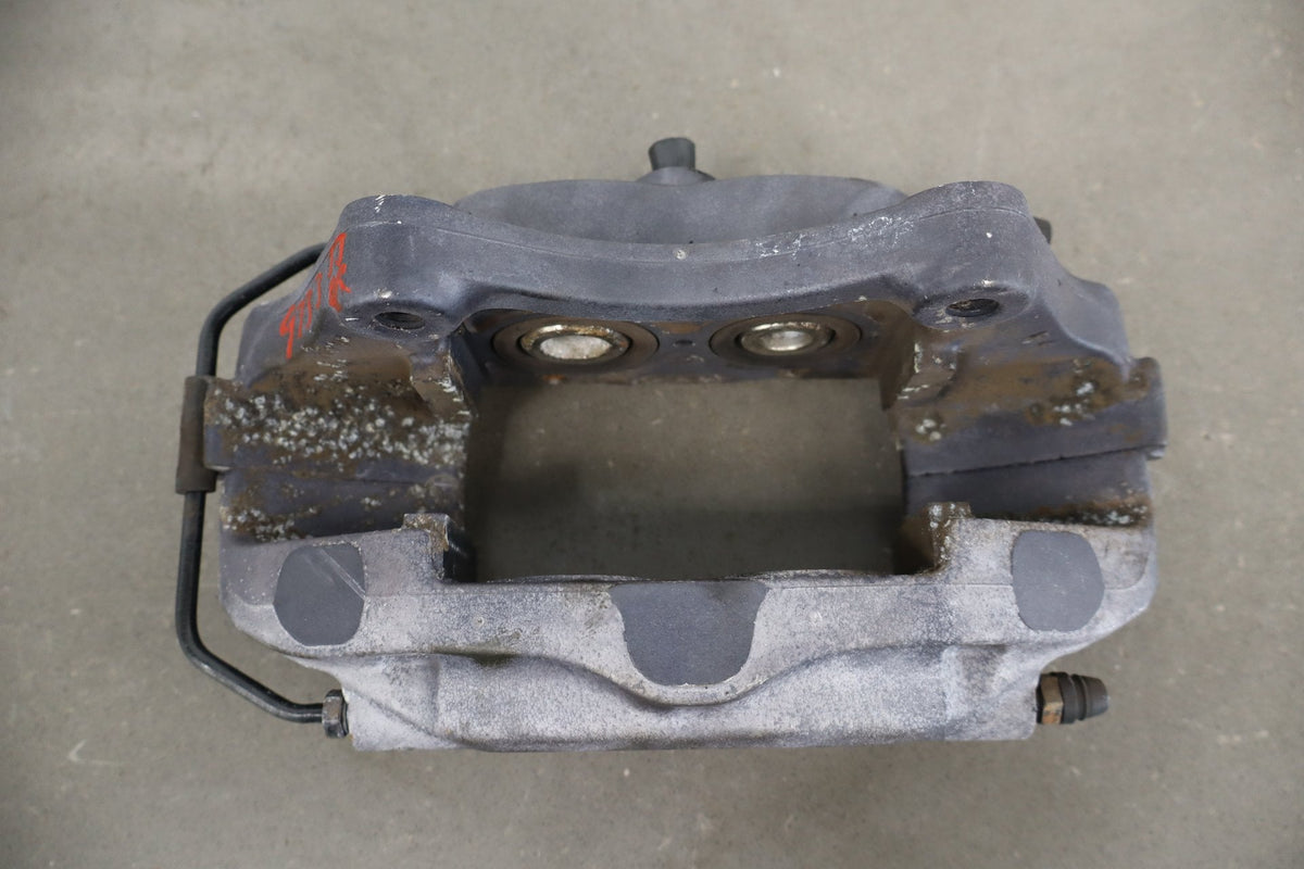 2015-23 Dodge Challenger Scat Pack RH Rear Brembo Caliper Damaged Line