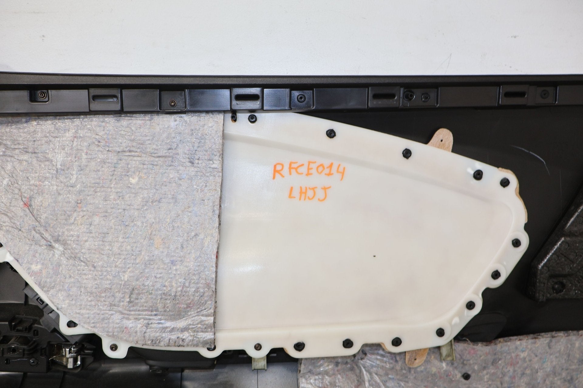 2015 Chevrolet Camaro- FRONT DOOR TRIM PANEL