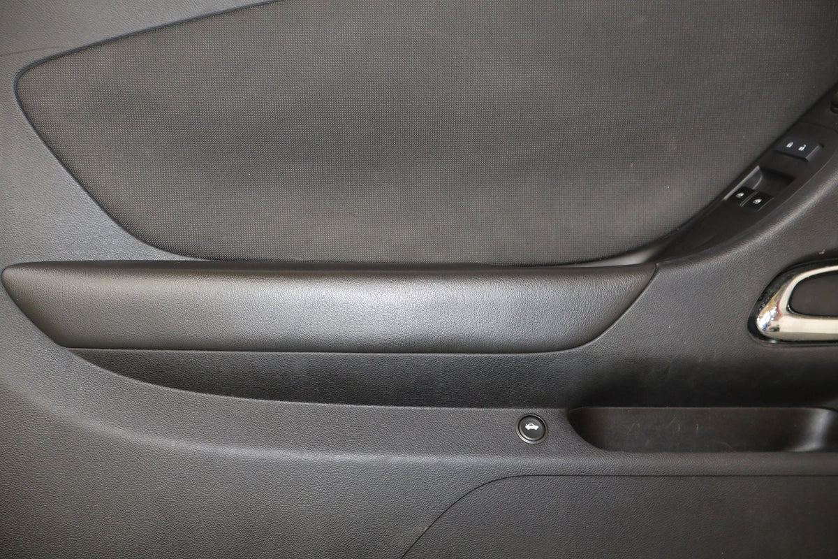 2015 Chevrolet Camaro- FRONT DOOR TRIM PANEL