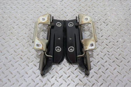 2015 Chevrolet Camaro- Hood Hinge